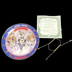 Mickey & Minnie Through the Years Mickey Mouse Club 1955 Plate COA & Hanger 1995